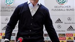  LĐBĐ Đức gia hạn hợp đồng với Joachim Loew